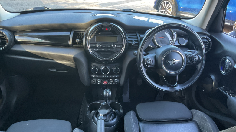 MINI Hatchback 1.5 Cooper 5dr Petrol Hatchback